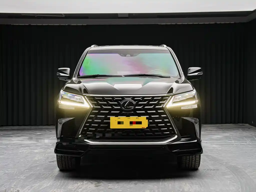 Lexus LX — фото 2