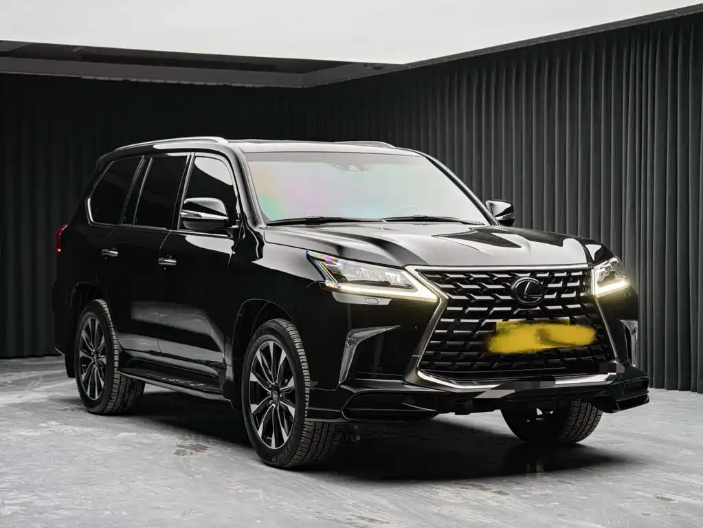 Lexus LX — фото 3
