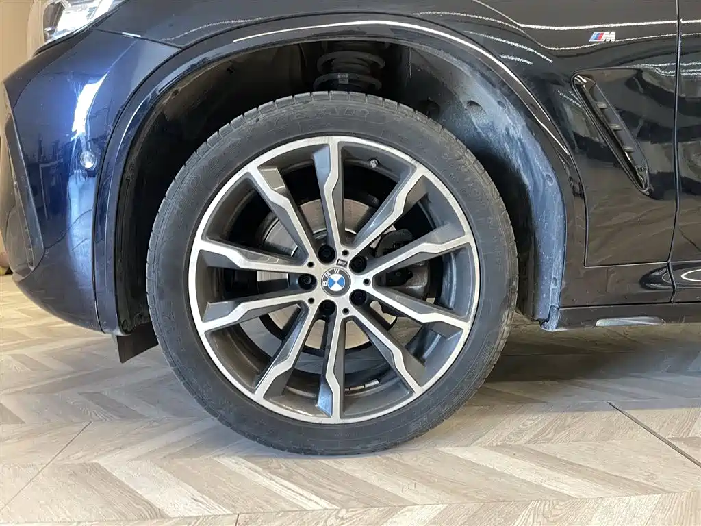 BMW X3 — фото 11