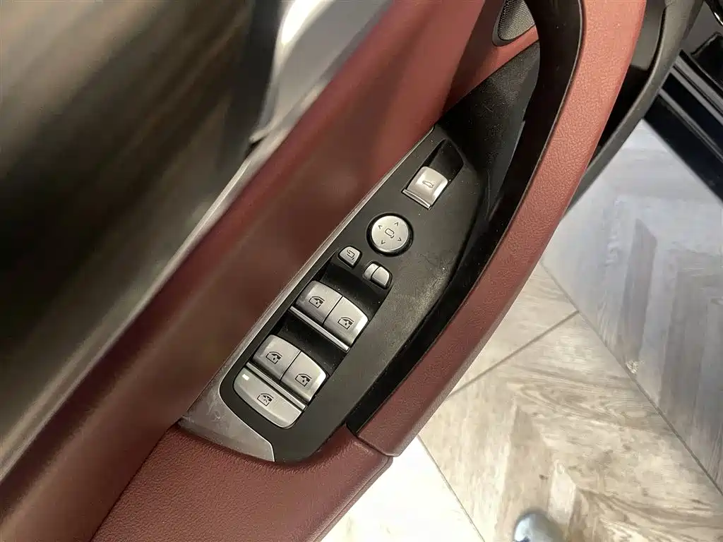 BMW X3 — фото 20
