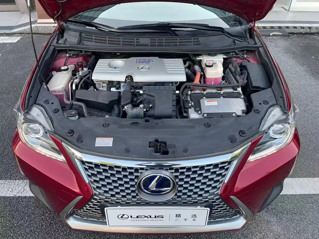 Lexus CT — фото 9