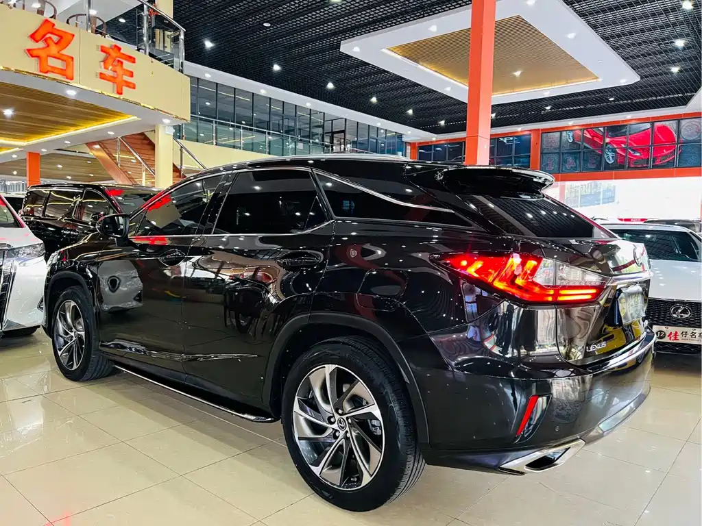 Lexus RX — фото 6
