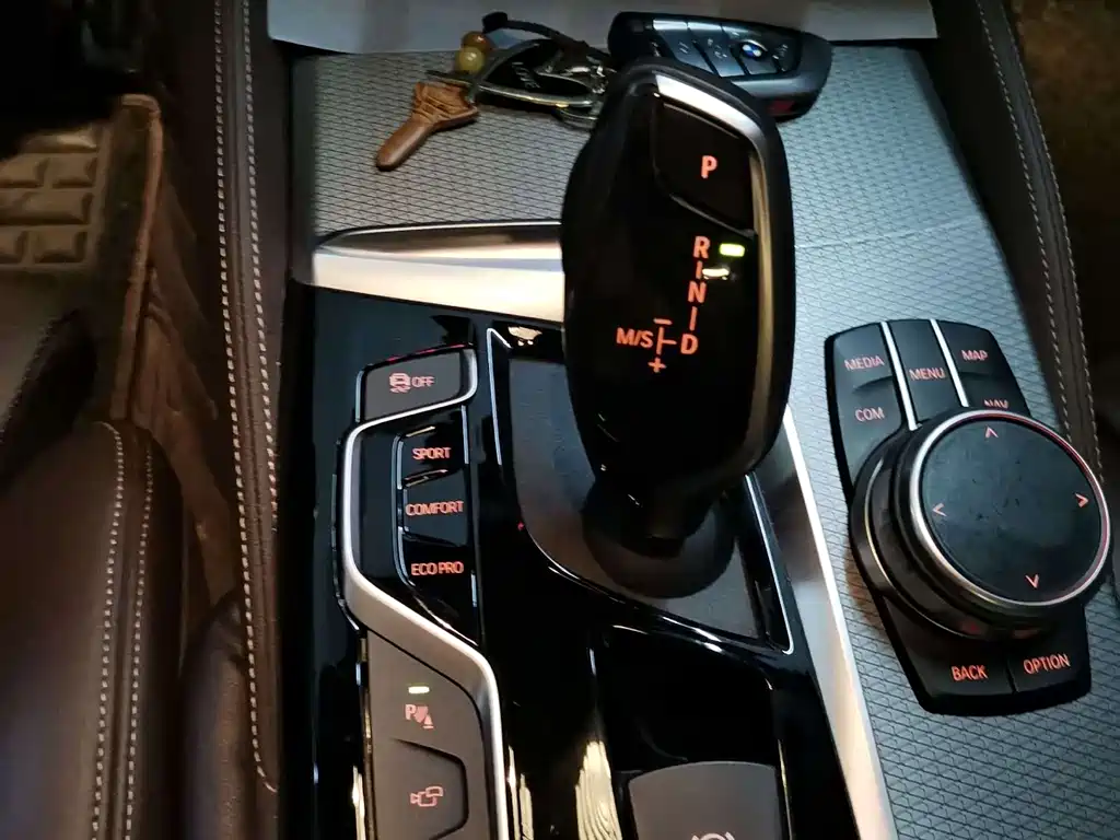 BMW 6 Series GT — фото 15
