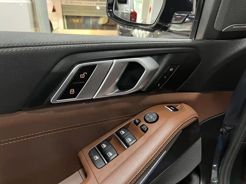 BMW X5 (Import) — фото 13