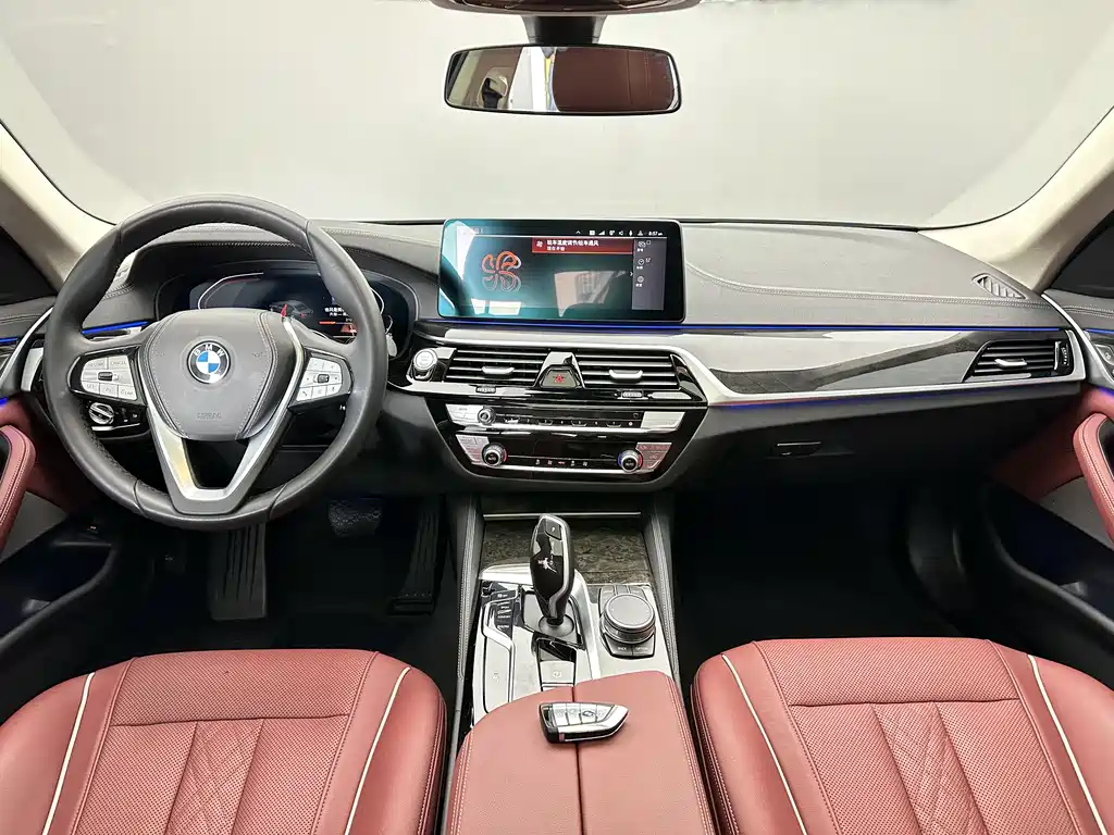 BMW 5 Series — фото 4