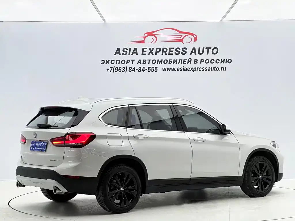 BMW X1 — фото 4