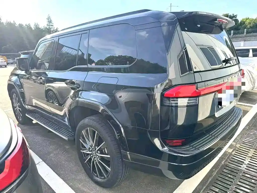 Lexus GX — фото 9