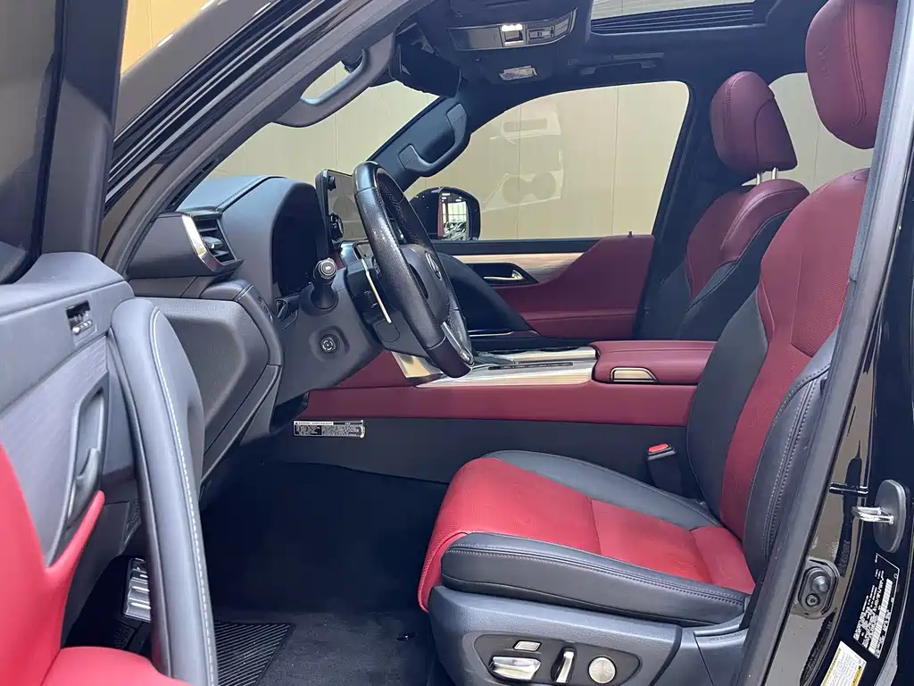 Lexus LX — фото 4