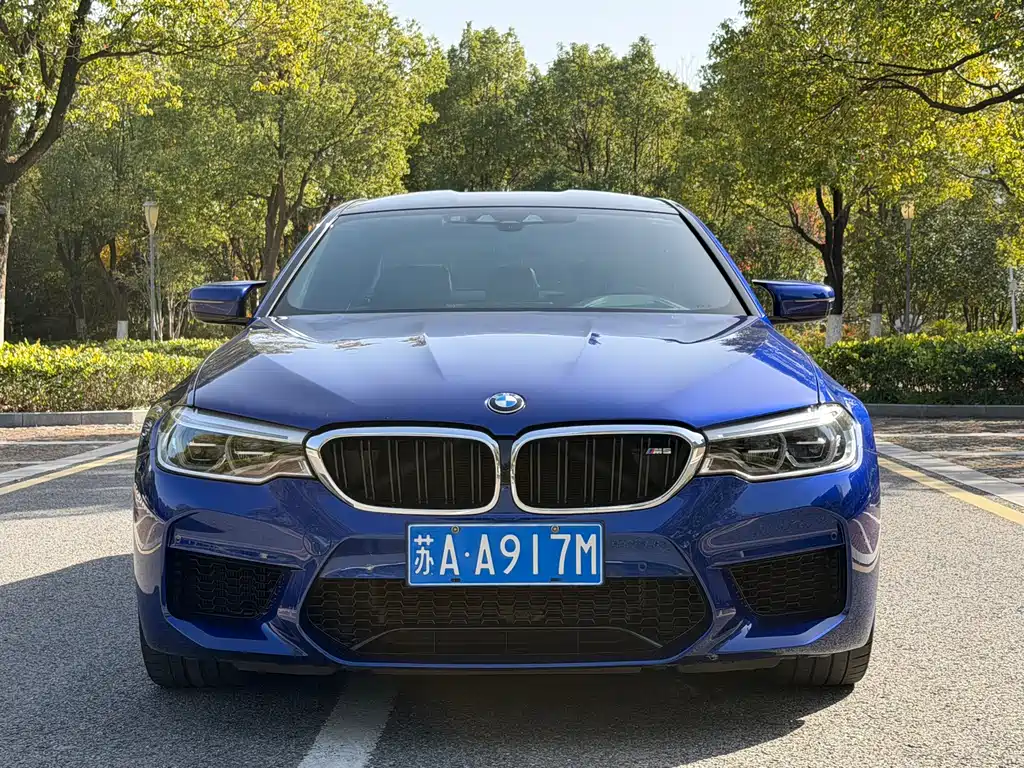 BMW M5 — фото 2