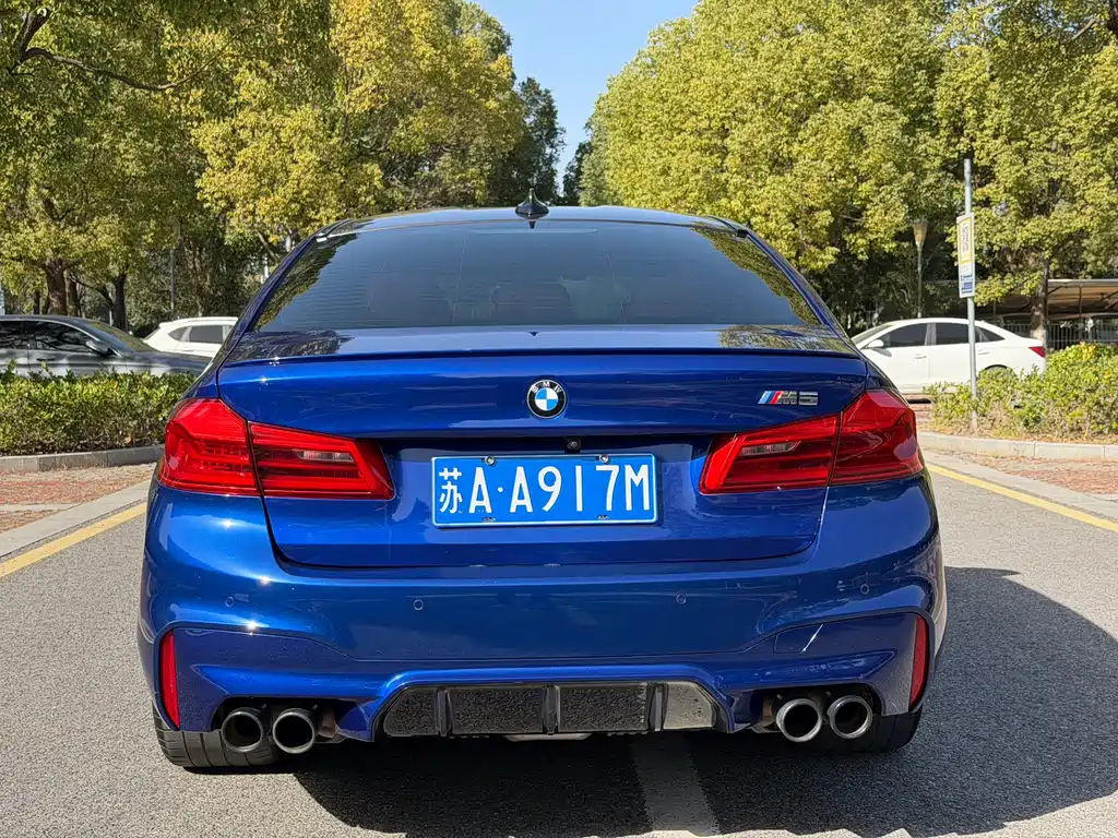 BMW M5 — фото 22