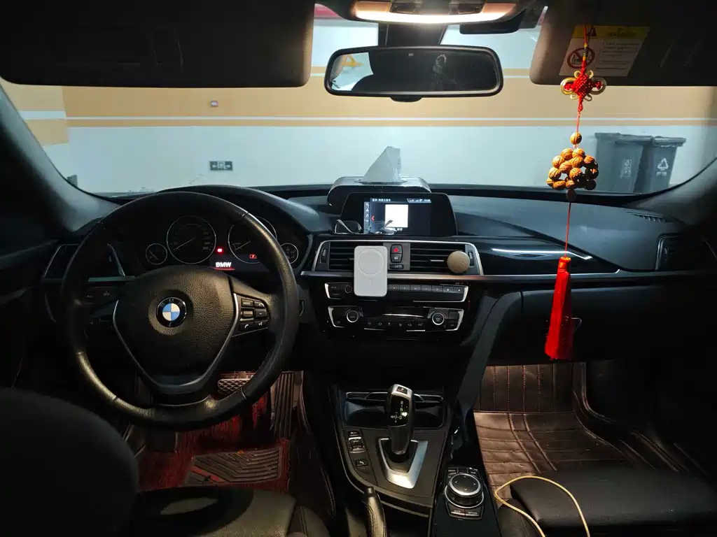 BMW 3 Series GT — фото 8