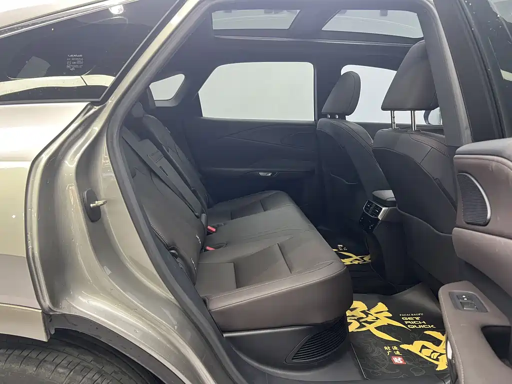 Lexus RX — фото 13