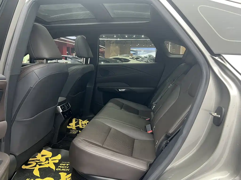 Lexus RX — фото 14