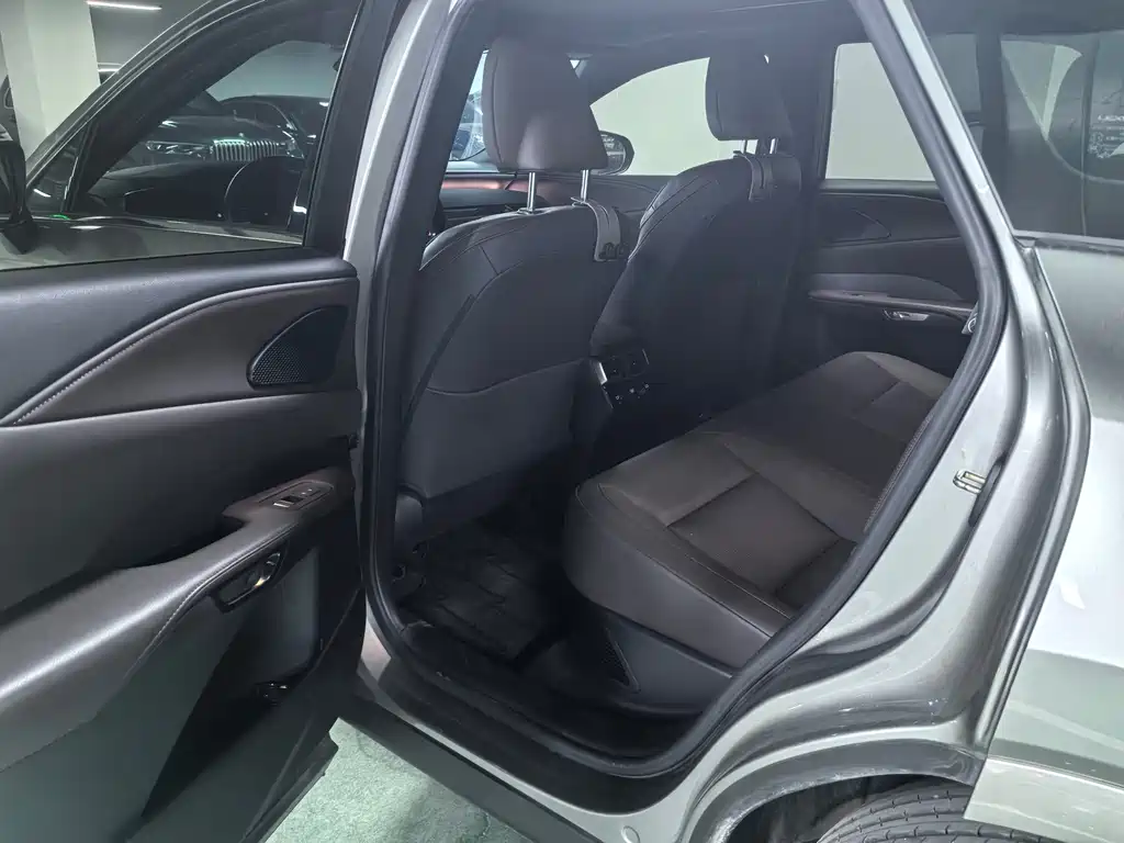 Lexus RX — фото 11