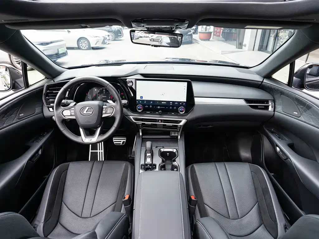Lexus RX — фото 13