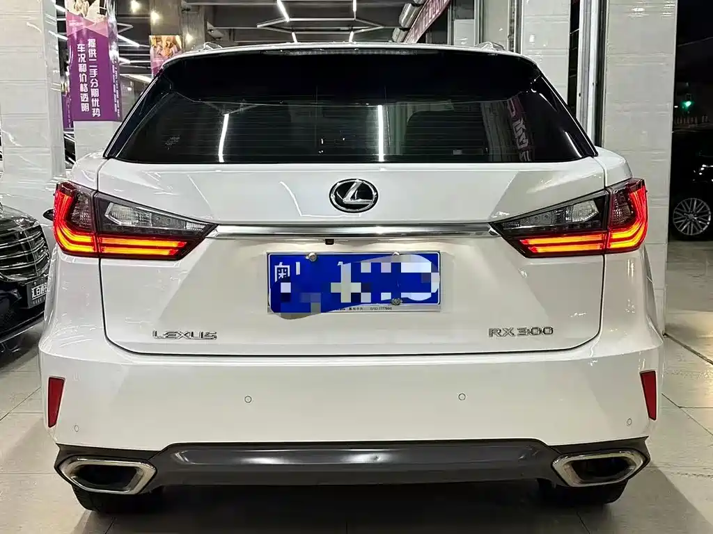 Lexus RX — фото 2