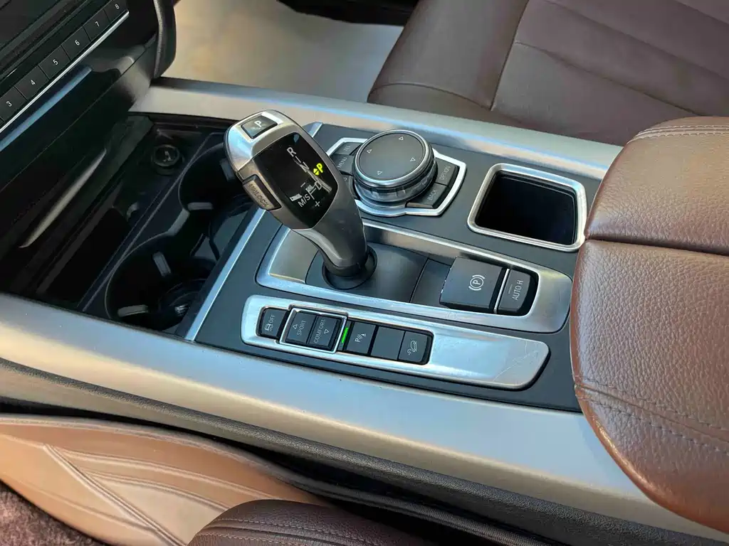 BMW X5 (Import) — фото 4