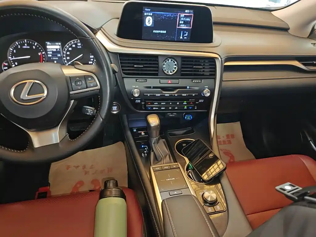 Lexus RX — фото 13