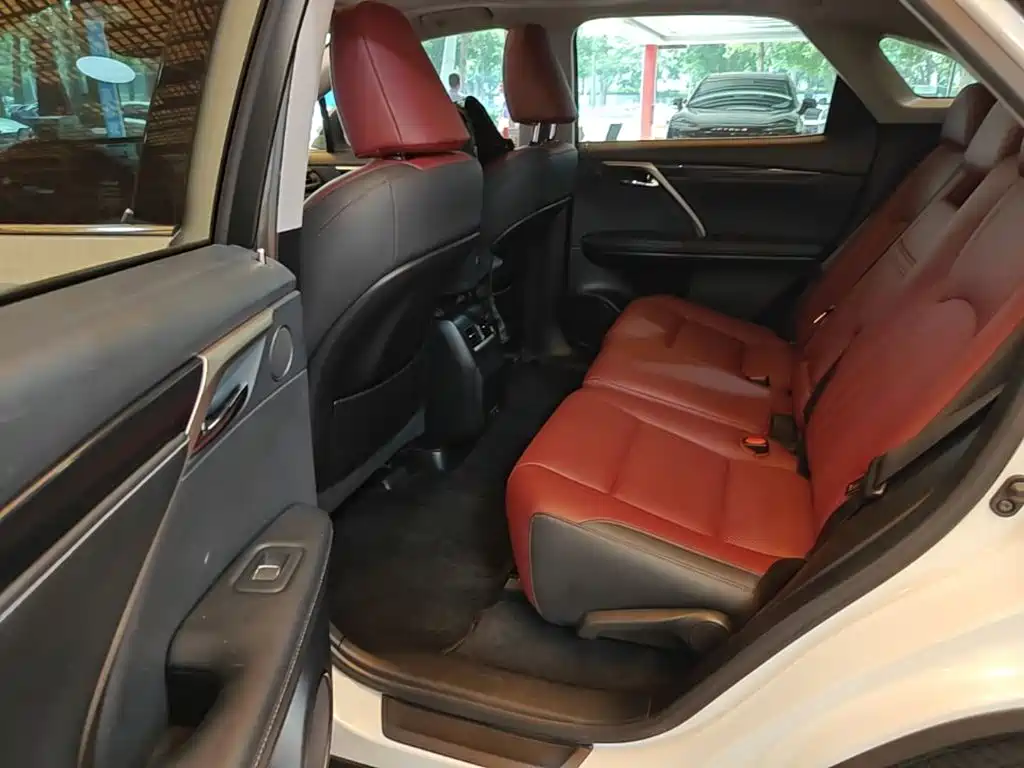 Lexus RX — фото 17