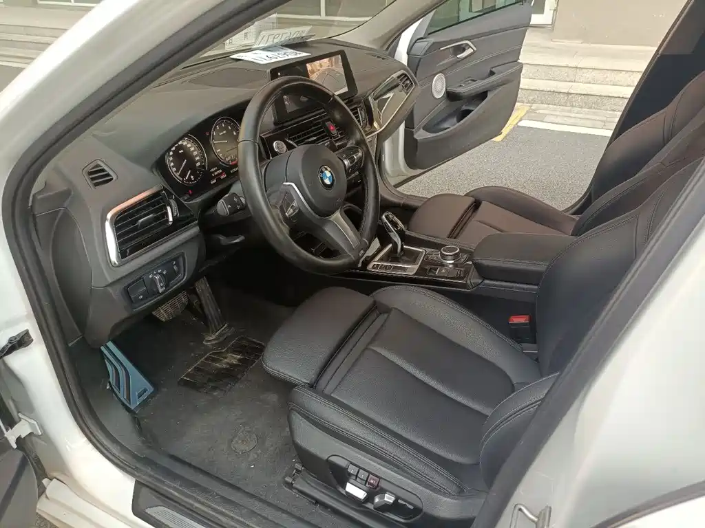 BMW 1 Series — фото 14