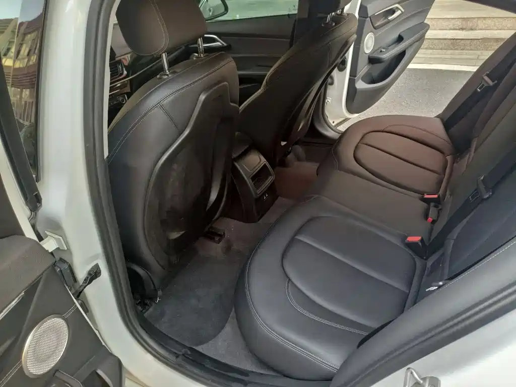 BMW 1 Series — фото 19