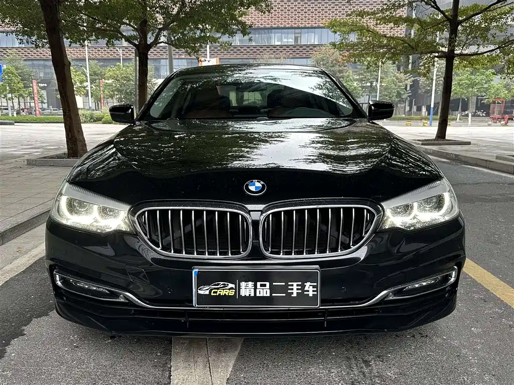 BMW 5 Series — фото 2