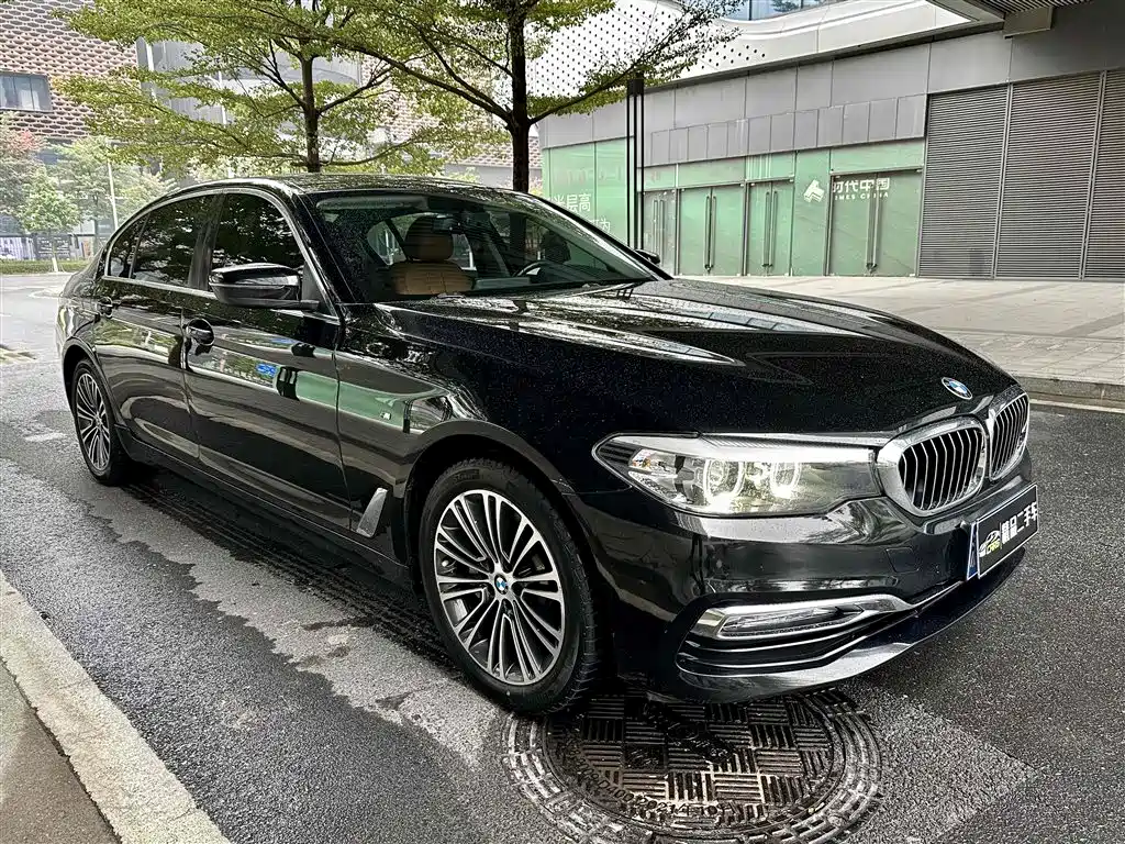 BMW 5 Series — фото 3