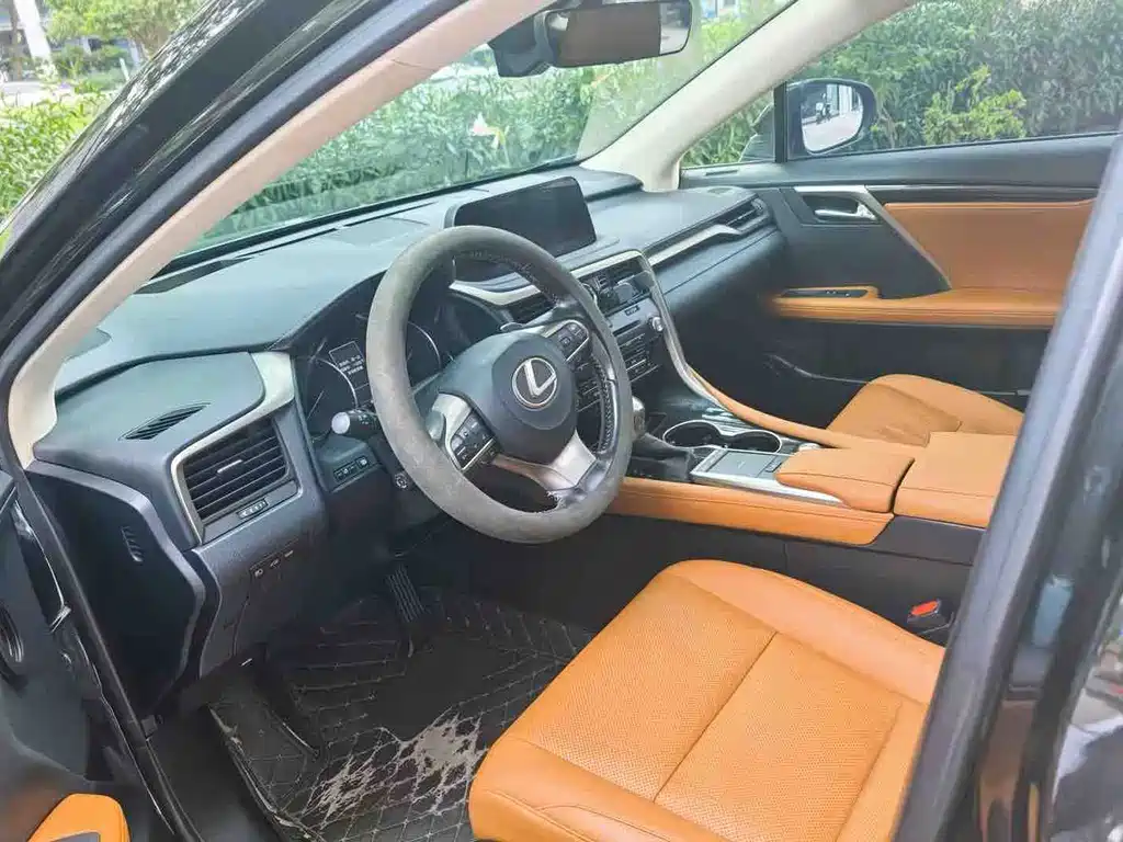Lexus RX — фото 2