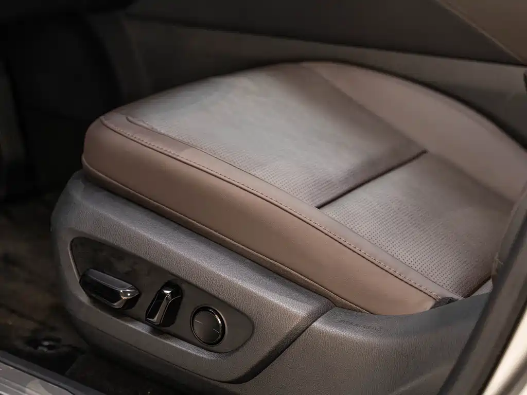 Lexus RX — фото 19