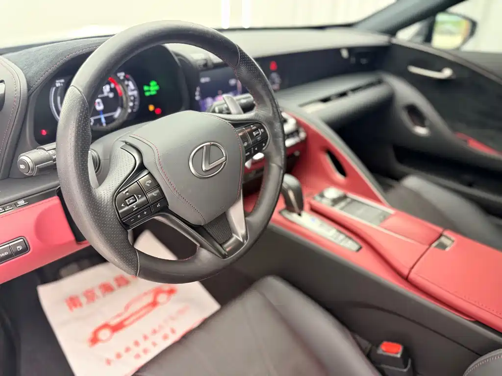 Lexus LC — фото 7
