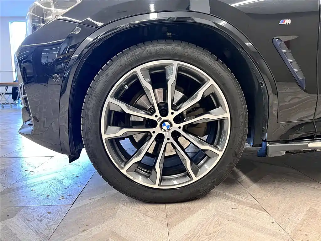 BMW X3 — фото 11