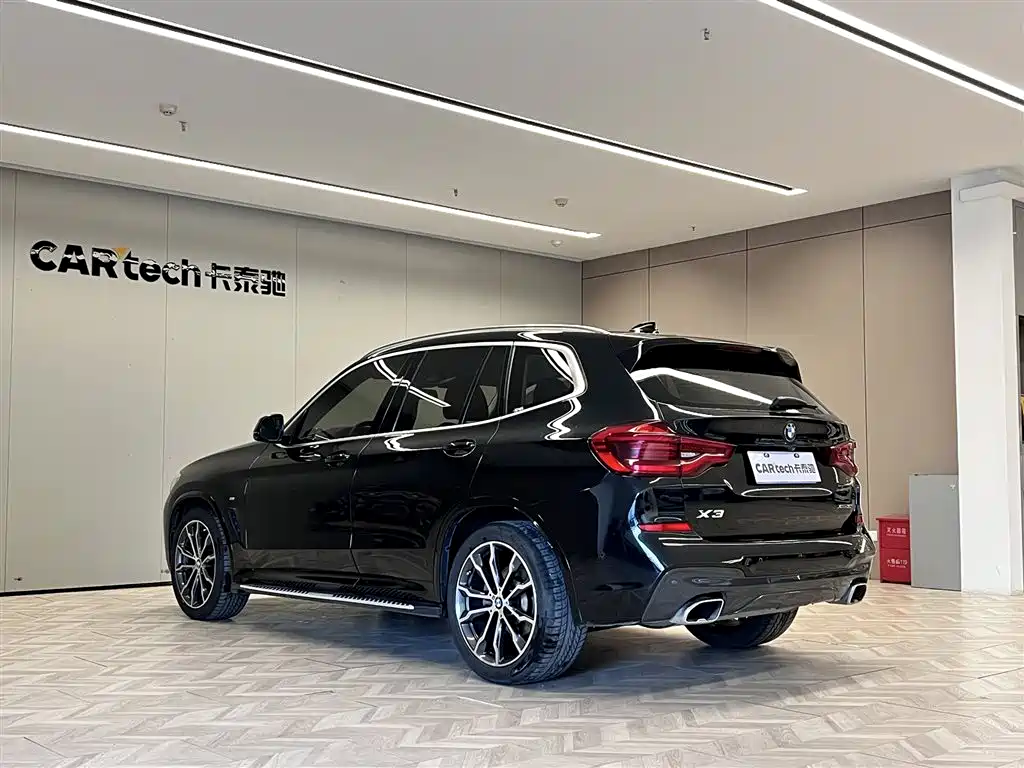 BMW X3 — фото 7