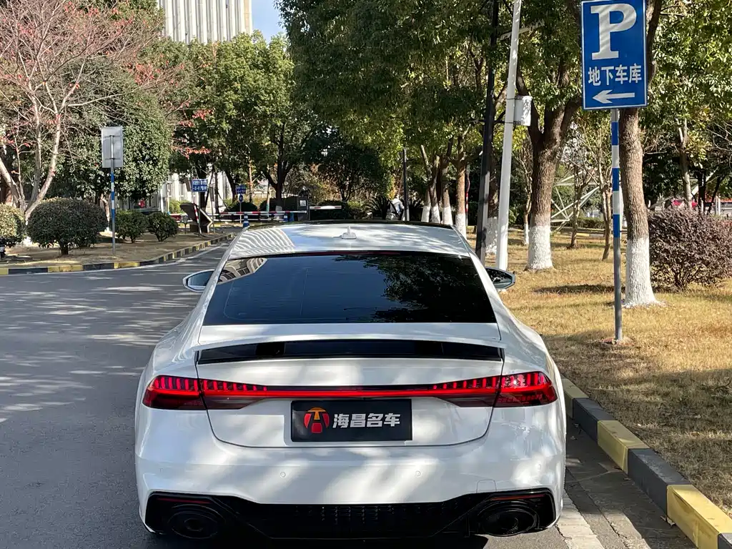 Audi A7 — фото 5
