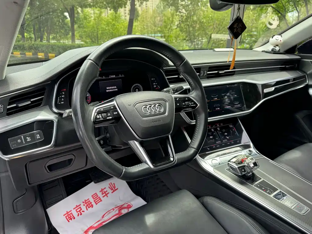 Audi A7 — фото 7