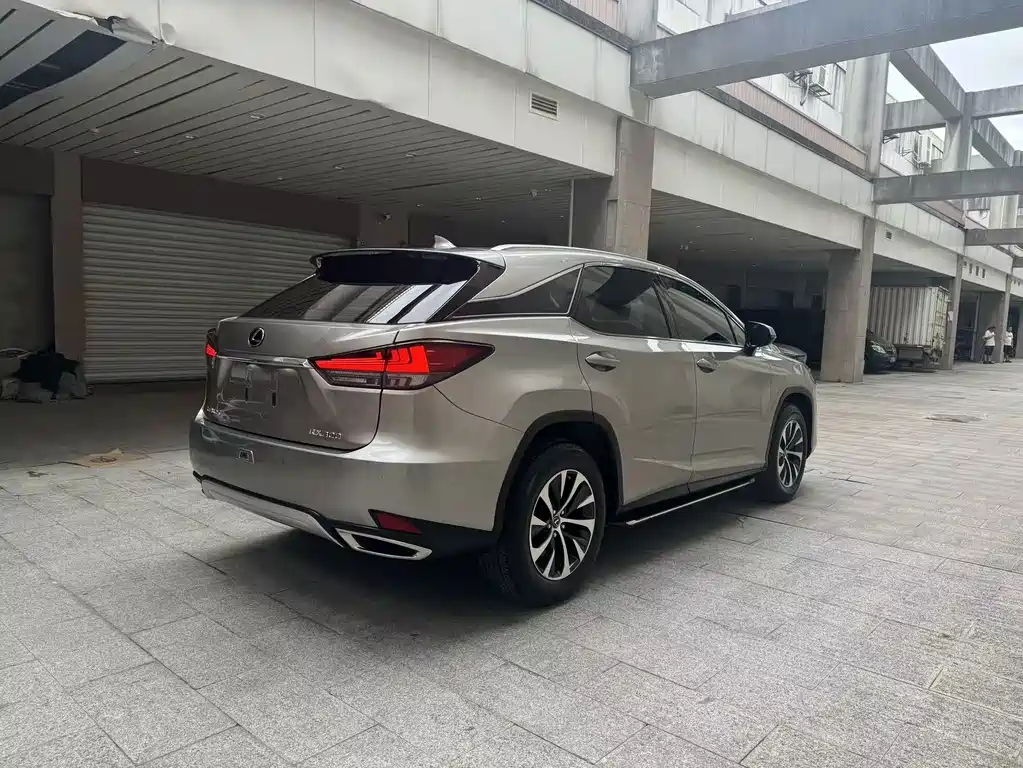 Lexus RX — фото 3