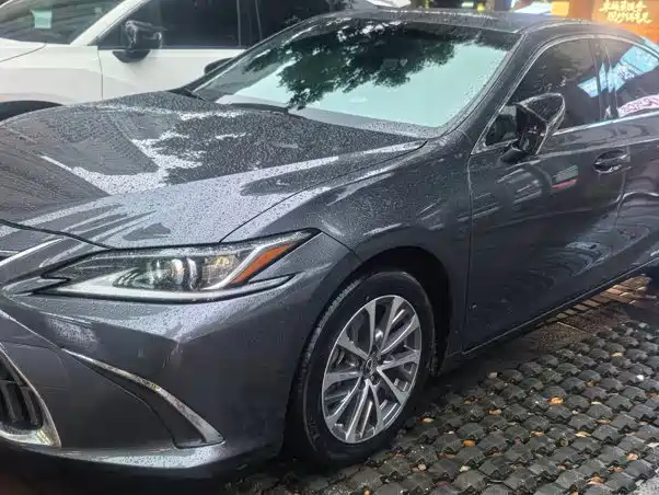 Lexus ES — фото 2