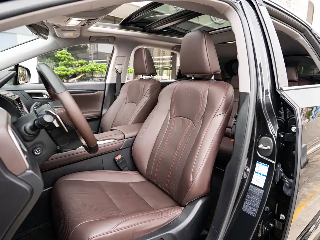 Lexus RX — фото 11