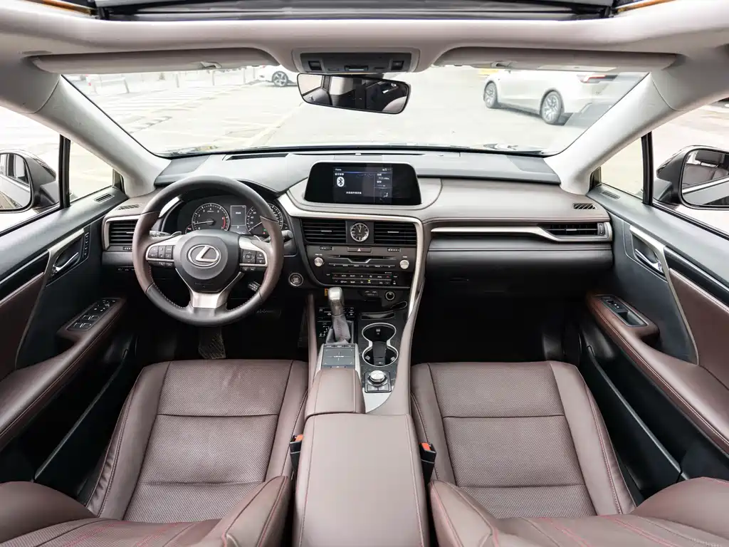 Lexus RX — фото 13