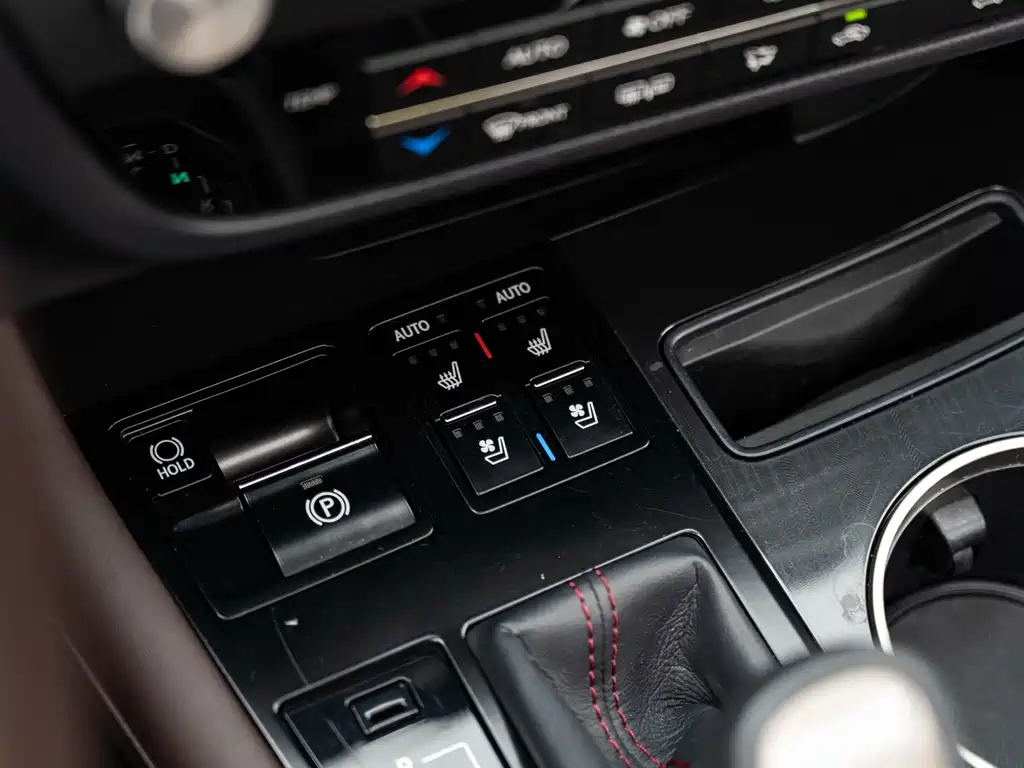 Lexus RX — фото 19