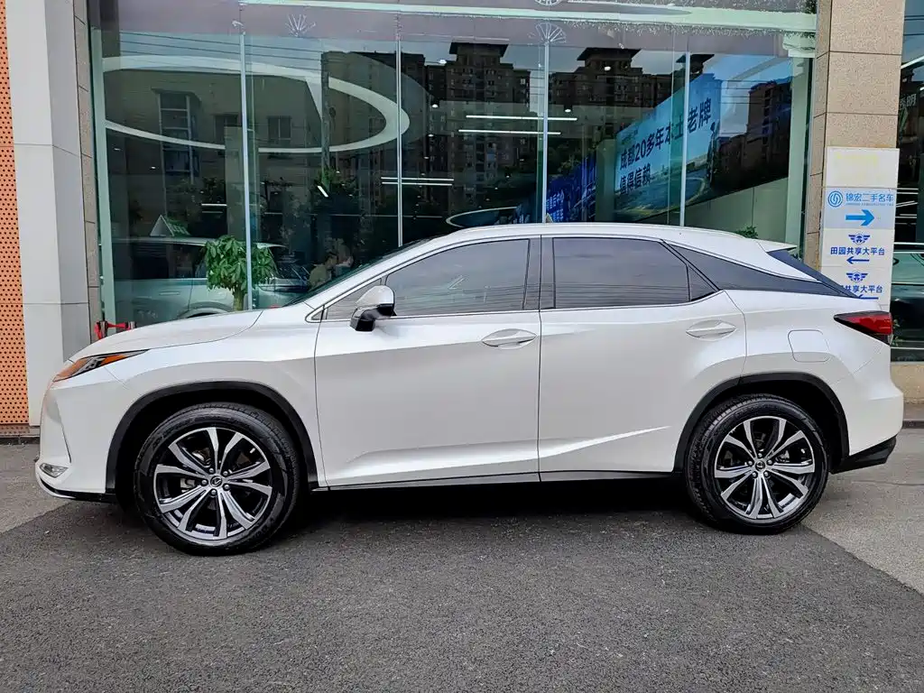 Lexus RX — фото 3