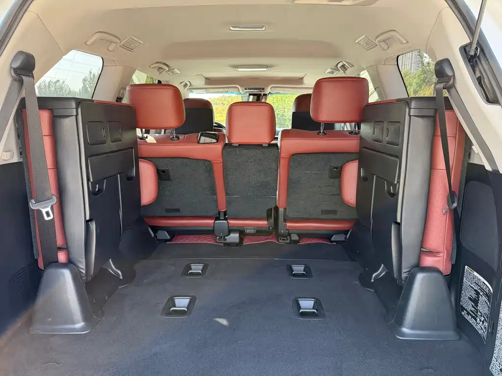 Lexus LX — фото 19