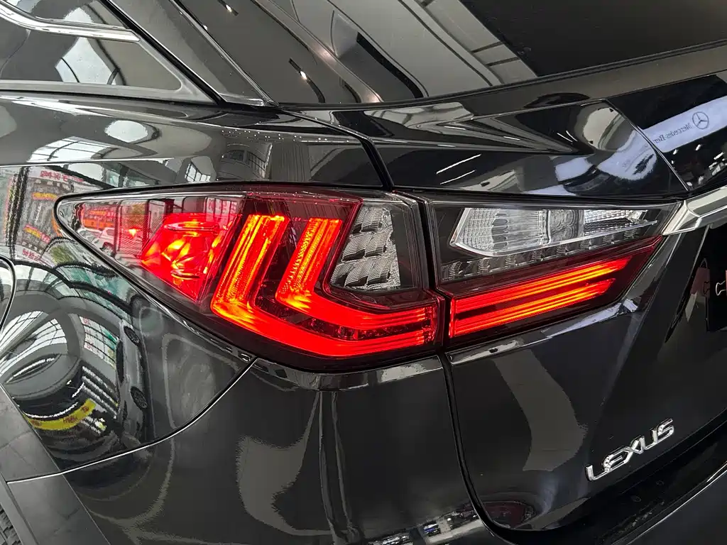 Lexus RX — фото 22