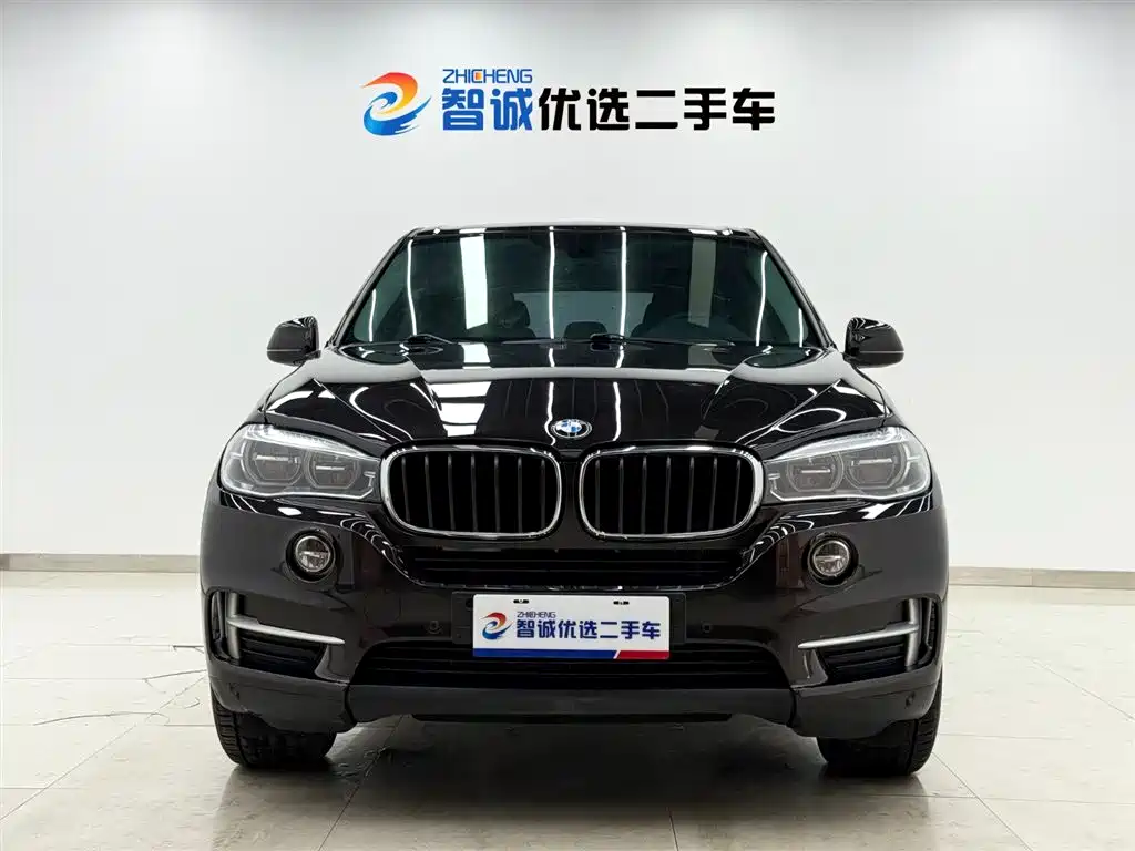 BMW X5 (Import) — фото 2