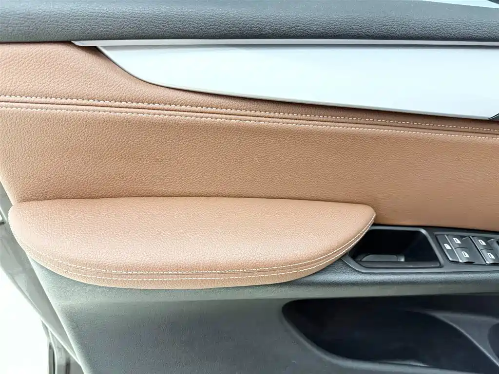 BMW X5 (Import) — фото 17