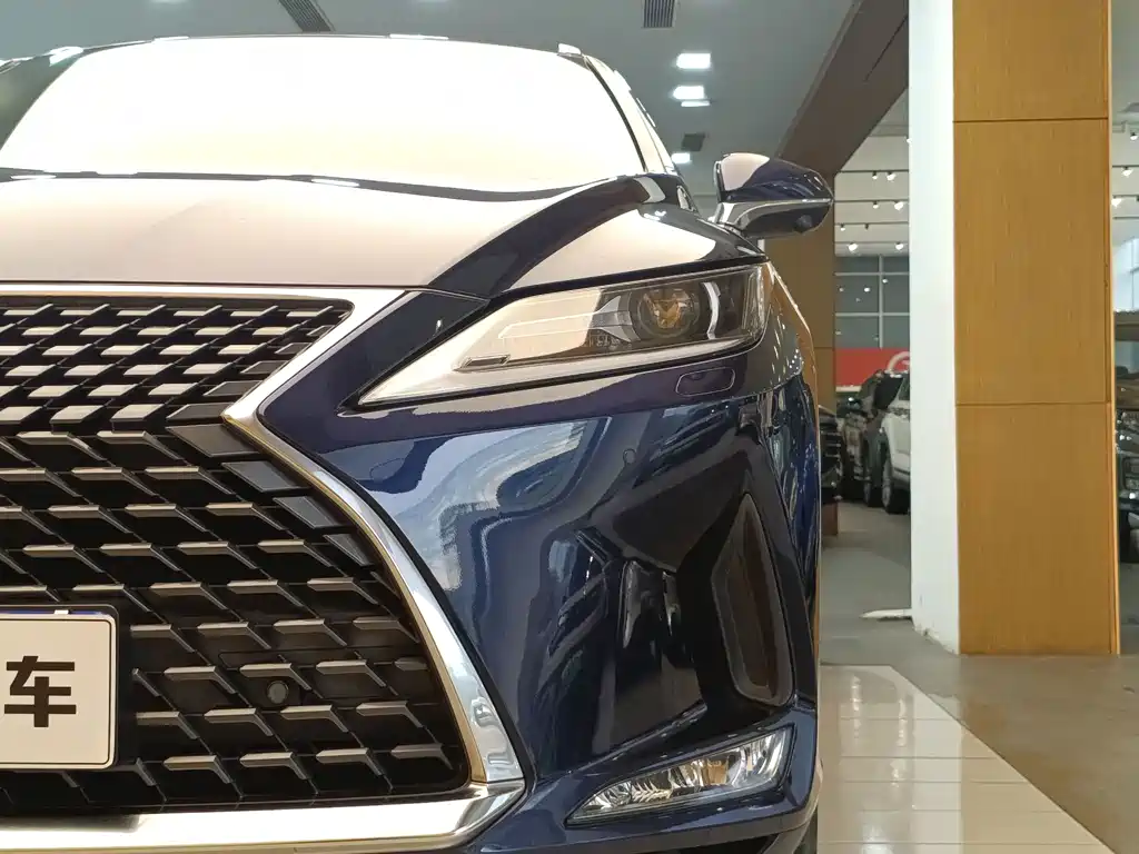 Lexus RX — фото 2