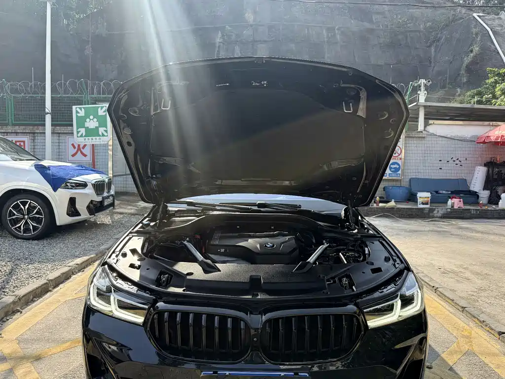 BMW 6 Series GT — фото 21