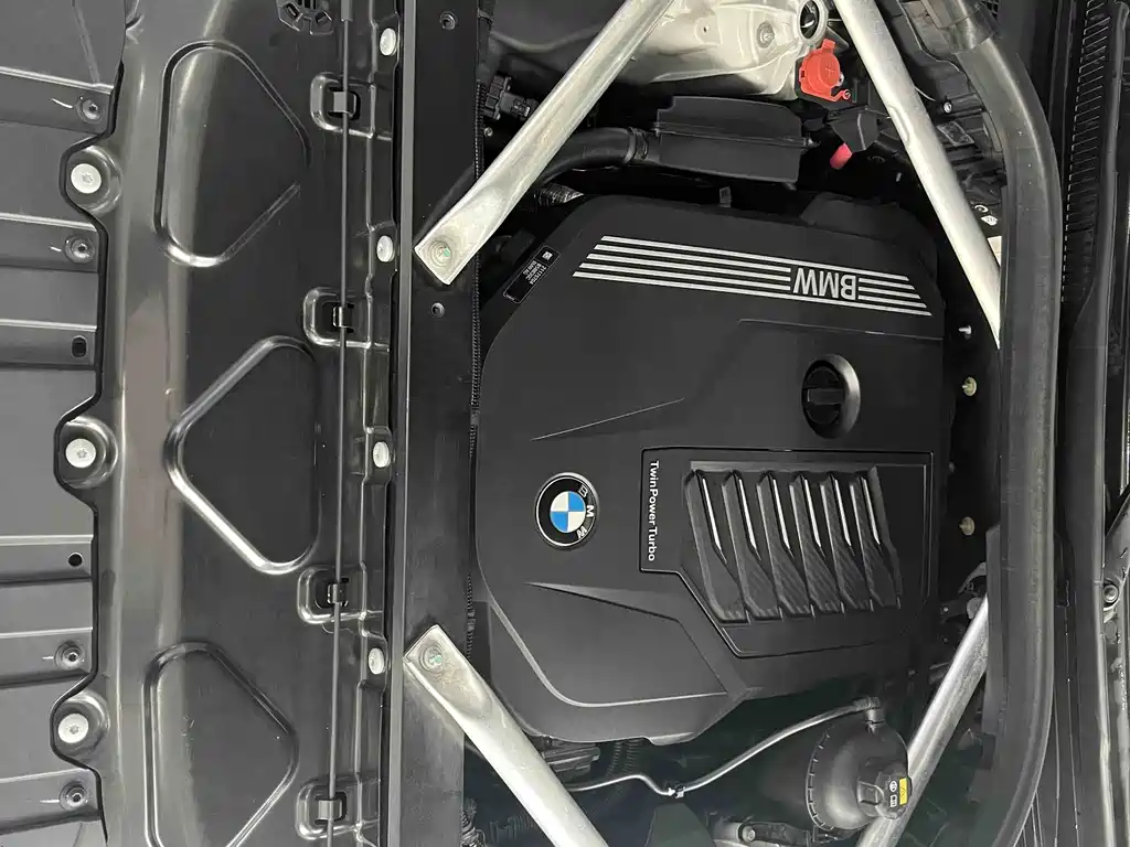 BMW X5 (Import) — фото 24