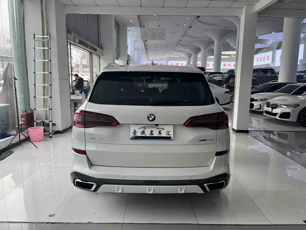 BMW X5 (Import) — фото 5
