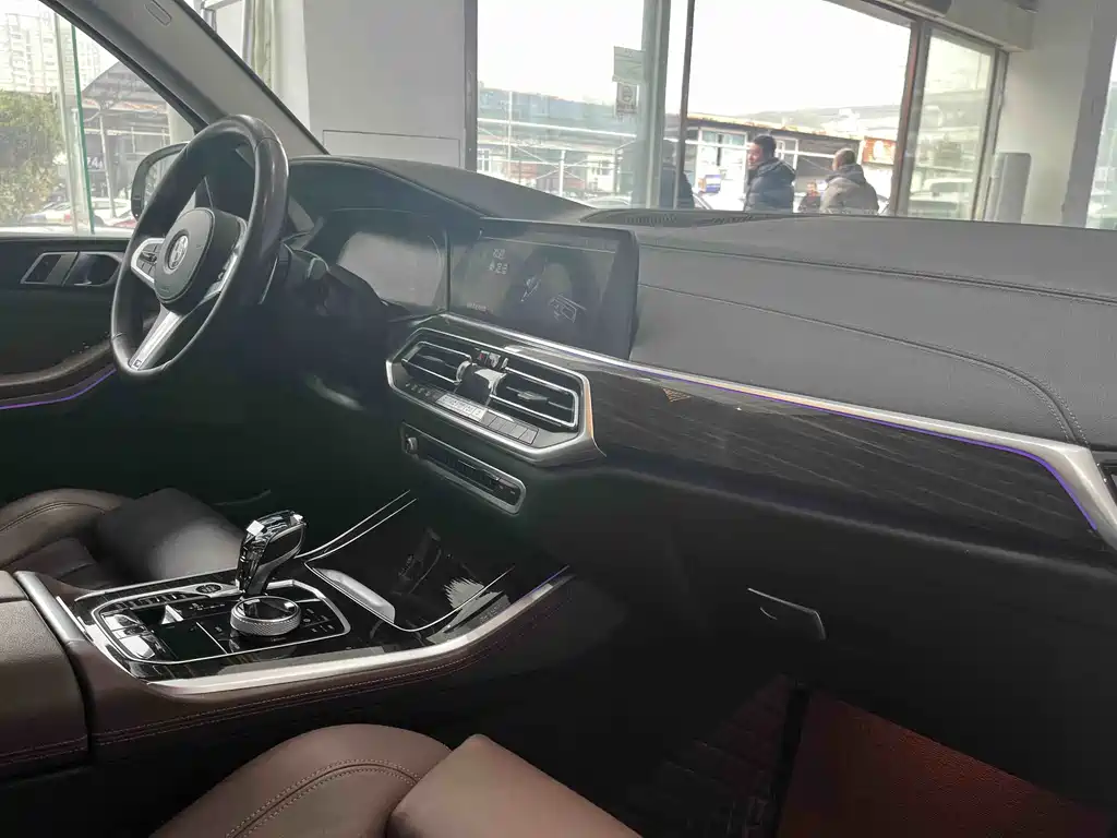 BMW X5 (Import) — фото 8