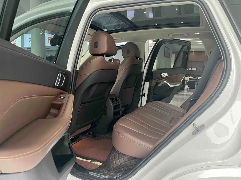 BMW X5 (Import) — фото 10